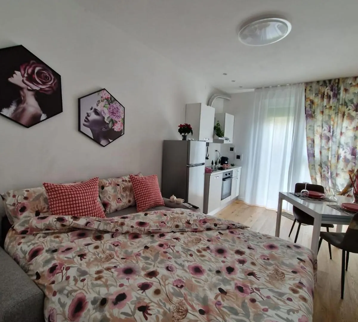 Magellano 40 1 Apartment Florence 0*,  Italy